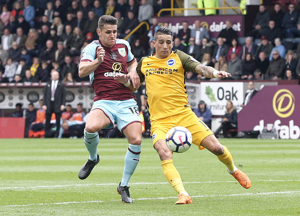 依然在球场 依然在球场